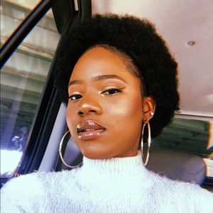 Meet your Posher, Konyin